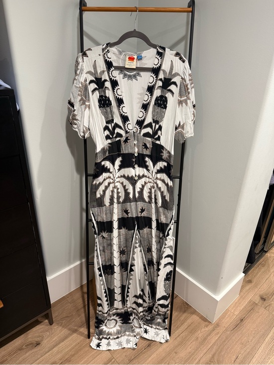 FARM Rio Pants - FARM Rio Black and White Graphic V-Neck Jumpsuit